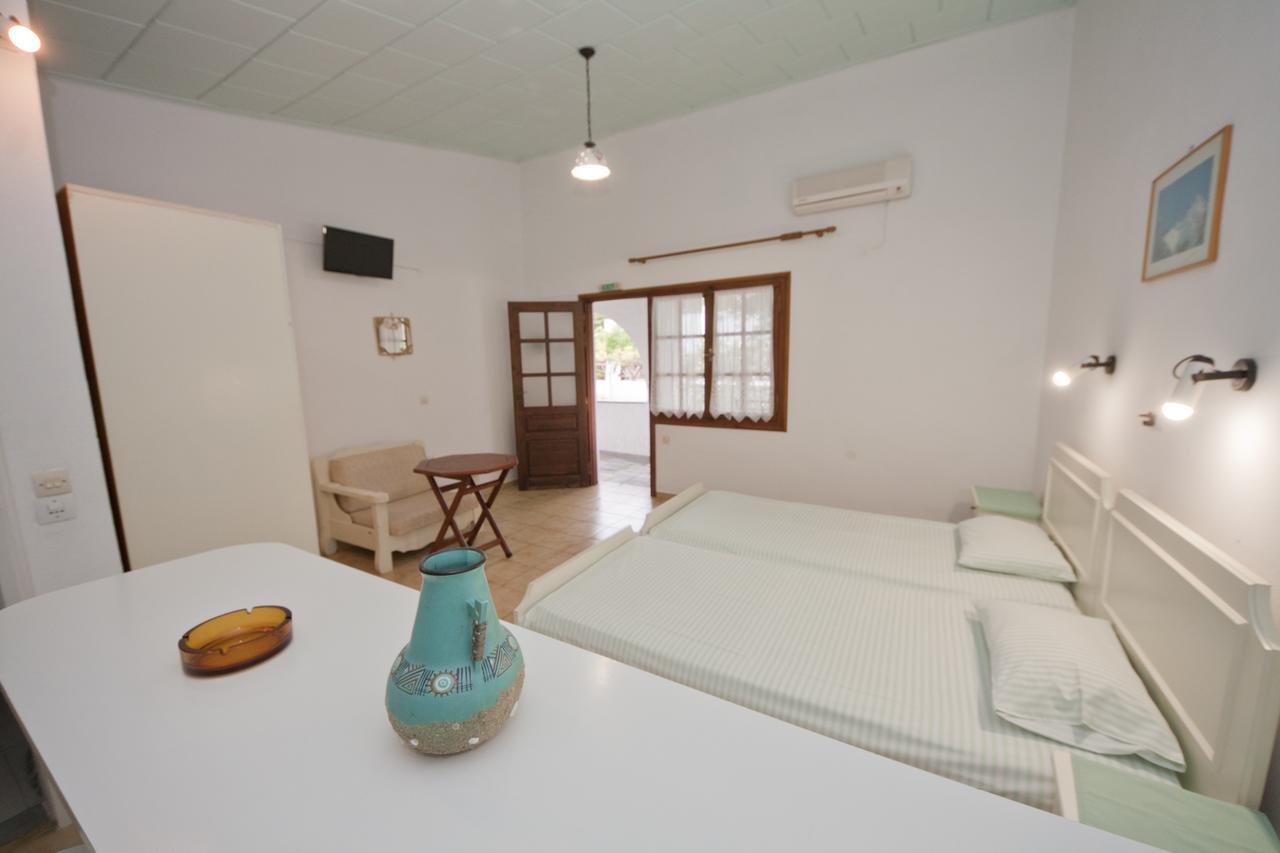 Amalia Studios Skiathos Town Exterior photo