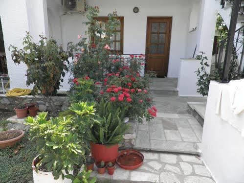 Amalia Studios Skiathos Town Exterior photo